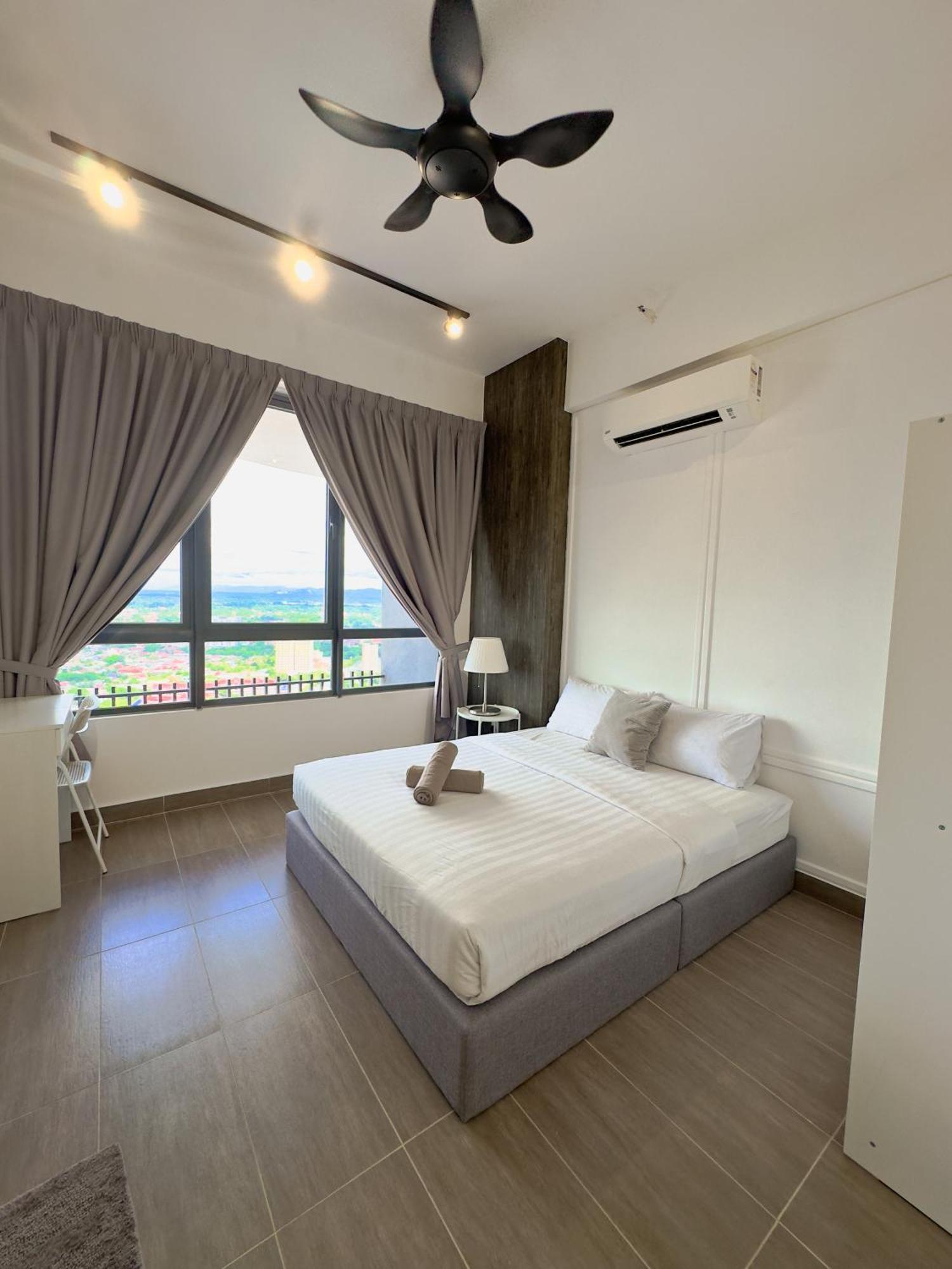 Troika Kota Bharu Penthouse Homestay Luaran gambar
